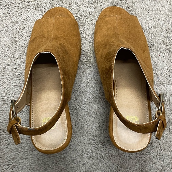 🤎Route 66 • tan wedge cork heel • 7 - Picture 6 of 9